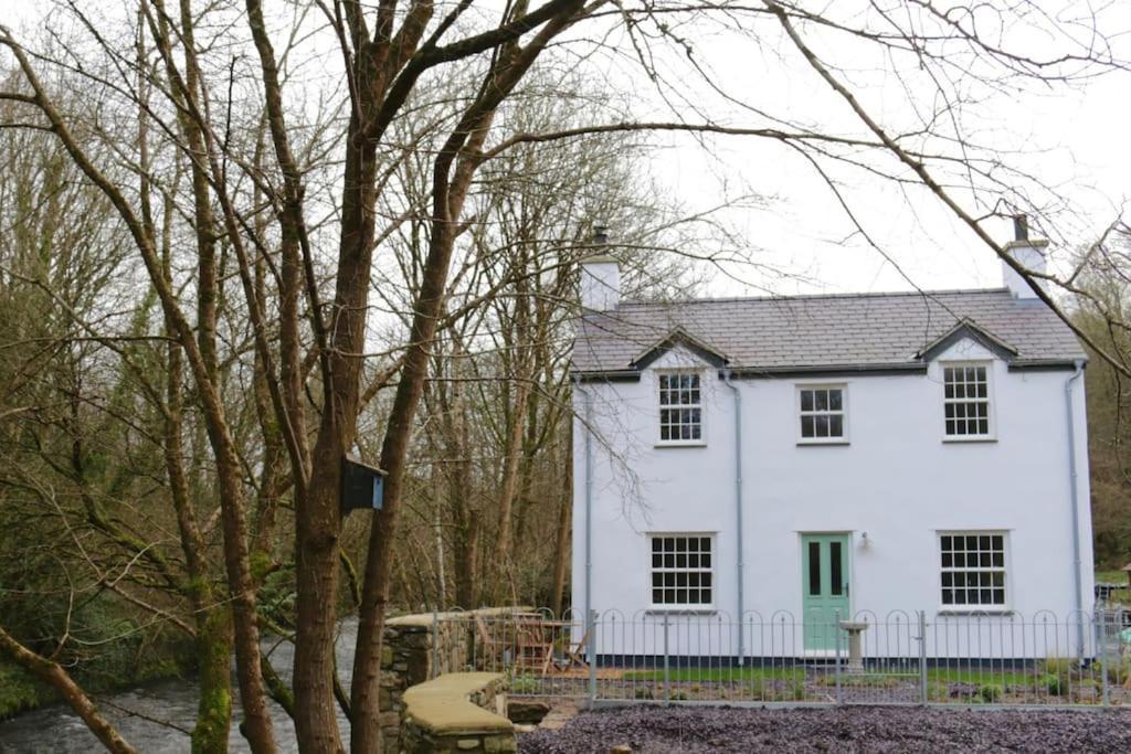 Riverside Cottage Walking Distance Into Caernarfon Zewnętrze zdjęcie
